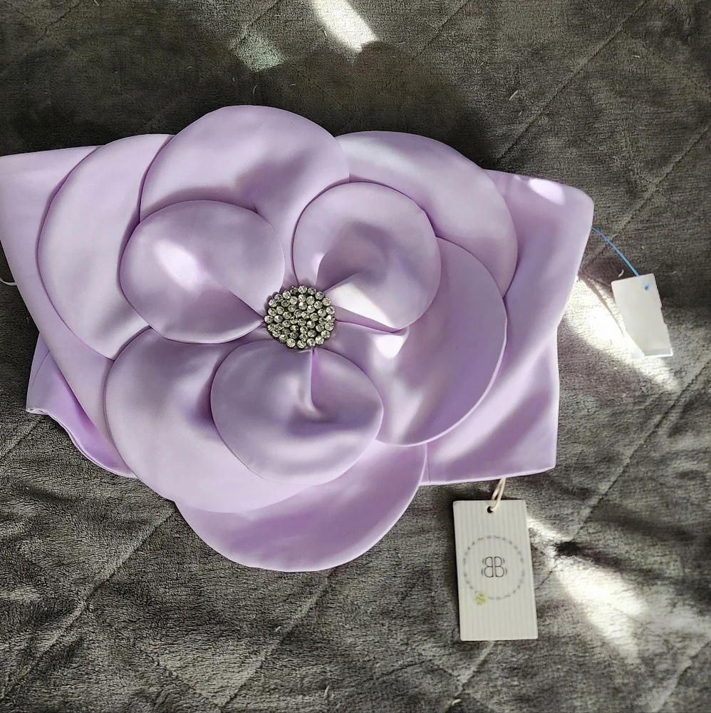 BELLA BARNETT LILAC FLOWER STRAPLES TOP NWT SIZE LARGE - Picture 6 of 13